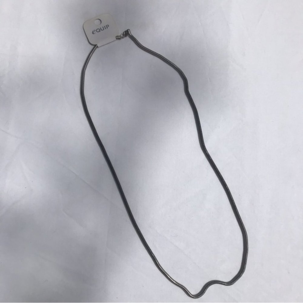 Equip Necklace Black & Silver Bnwt 48cm Long
